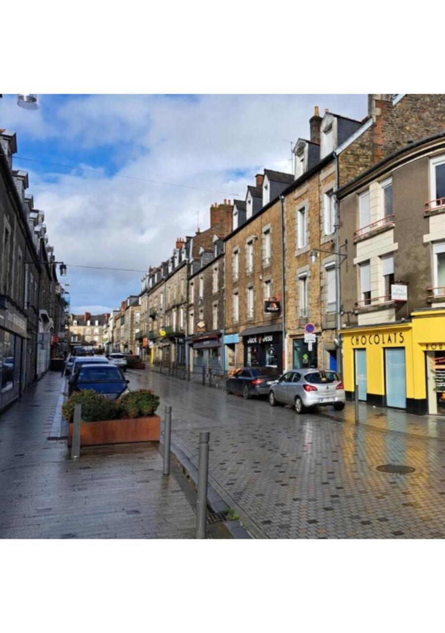 Apartamento L'Ecrin Medieval Fougères Exterior foto